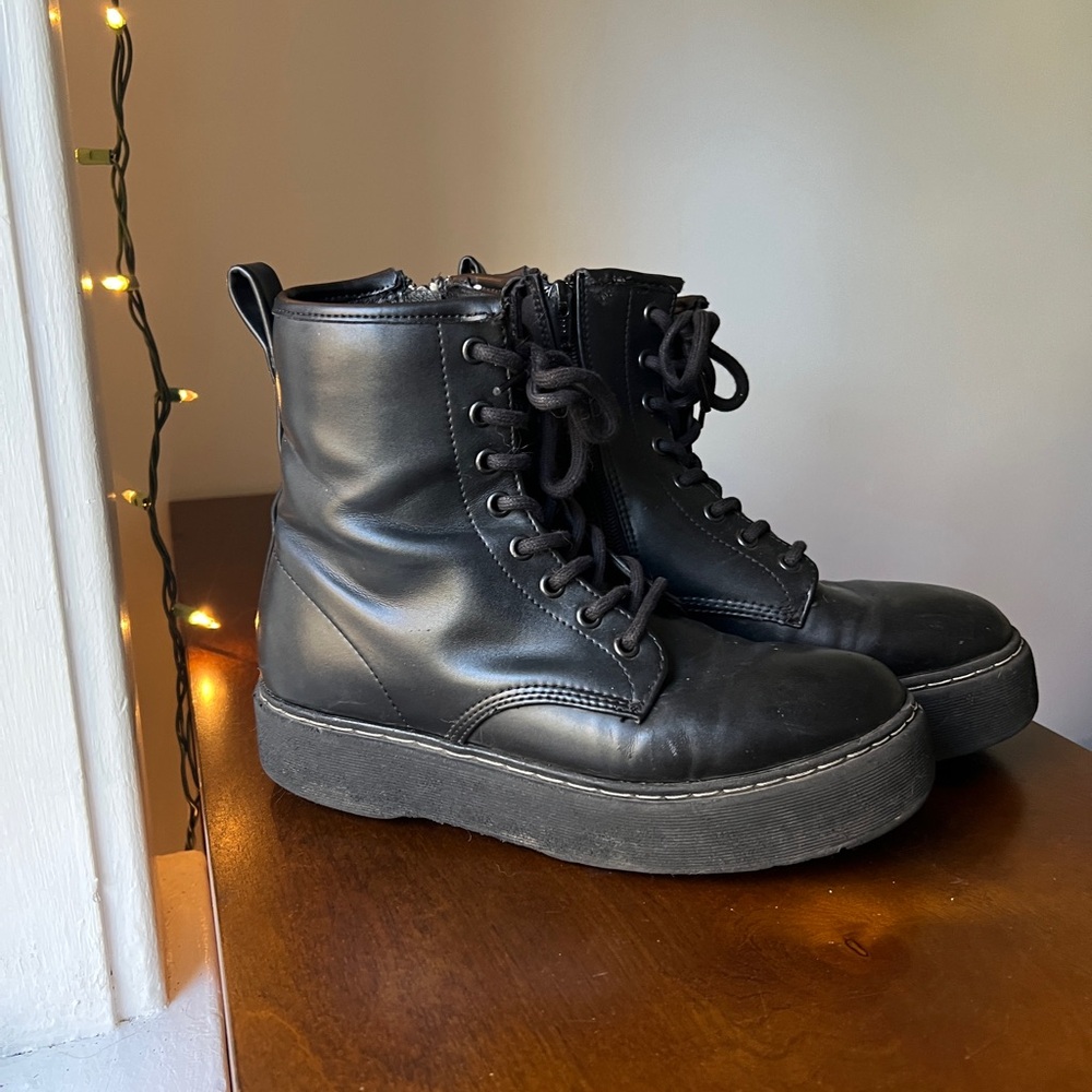 Steve Madden Betty Black Boots